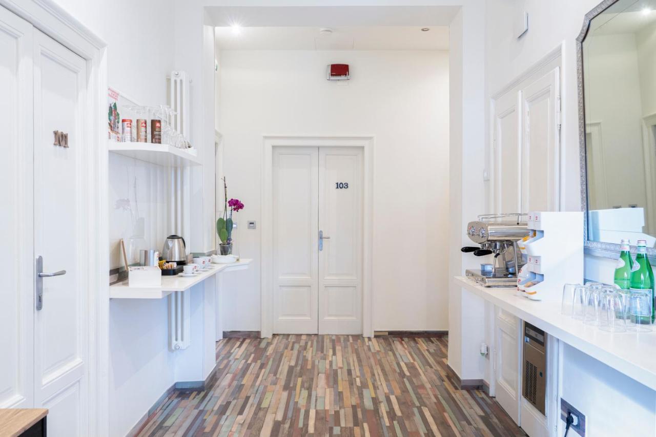 Varese Suites 외부 사진